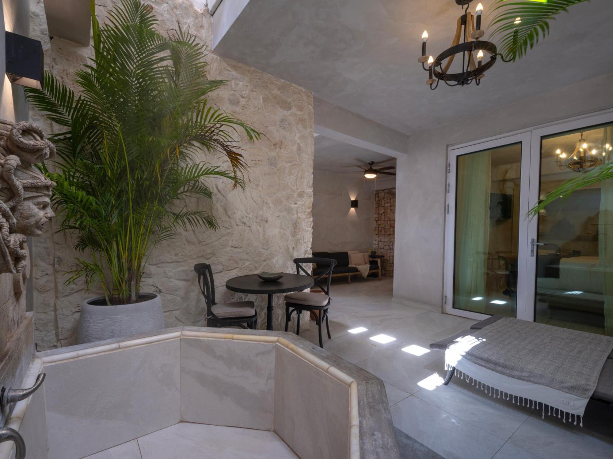 O:Live Boutique Hotel, A Small Luxury Hotel Of The World (Adults Only) San Juan Exterior photo